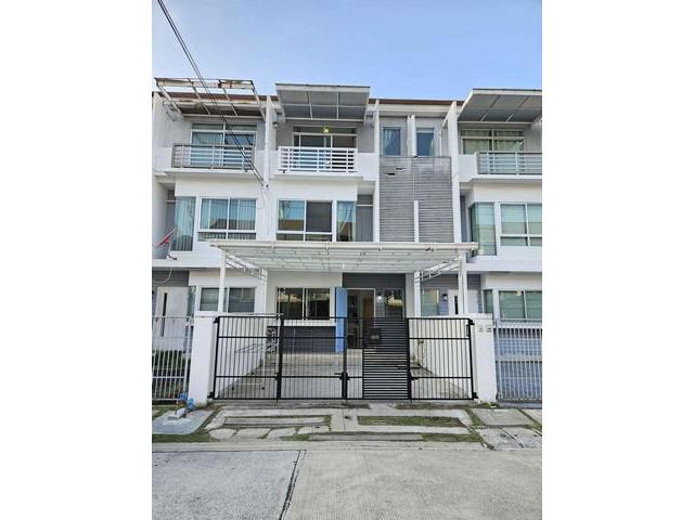 P225-1 ขาย ให้เช่า ทาวน์โฮม บ้านใหม่พระรามเก้า-ศรีนครินทร์ Baan Mai Rama9 – Srinakarin ถ.กรุงเทพกรีฑา ซอย 7 รามคำแหง 60