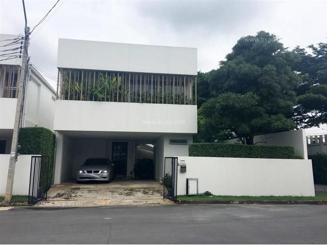P259 ให้เช่า ขาย บ้านเดี่ยว คอร์ทยาร์ด วิลล่า พระราม 9-วงแหวน Courtyard Villa Rama 9-Wongwaen ถนนกาญจนาภิเษก เส้นขนานถนน