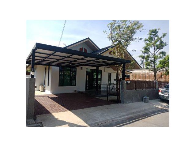 ขาย หรือ ให้เช่าบ้านเดี่ยว หมู่บ้านเสริมมิตร ซอยนวมินทร์ 68, เขตบึงกุ่ม กรุงเทพฯ  House for Sell or rent, Bueng Kum Dist