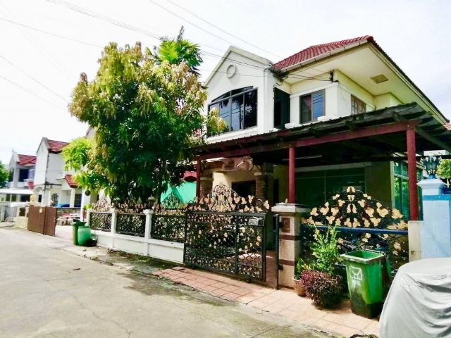 ศรีวิมล วิลล์ บ้านเดี่ยวสำหรับครอบครัวขนาดเล็ก แต่ไม่ตุมุตะมิ ในซอยสายไหม 74  ใกล้ BTS สถานีคูคต เพียง 5 นาที
