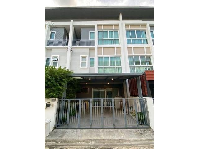 ขายทาวน์โฮม 3 ชั้น บ้านอัครา รามคำแหง  Baan Akara Ramkhamhaenge ถ.ราษฎร์พัฒนา ซอยมิสทีน รามคำแหง 160