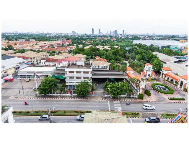 ขายที่ดินพร้อมอาคารสำนักงาน ติดถนนบางกรวย - ไทรน้อย อำเภอบางบัวทอง จังหวัดนนทบุรี (เจ้าของขายเอง)