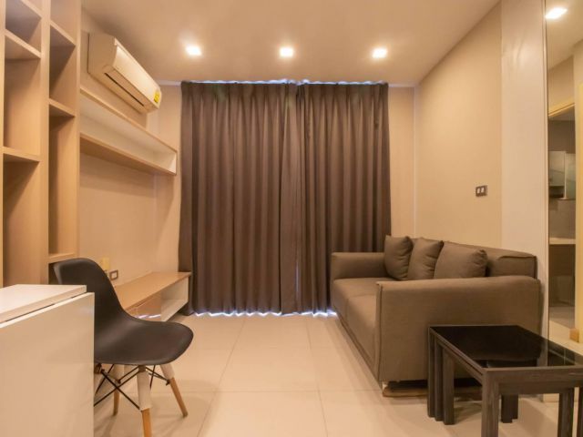 The Ace Ekkamai for rent  and sale 1 bedroom 1 bathroom 32 sqm rental 15,000 baht/month selling at 3.2 mil baht