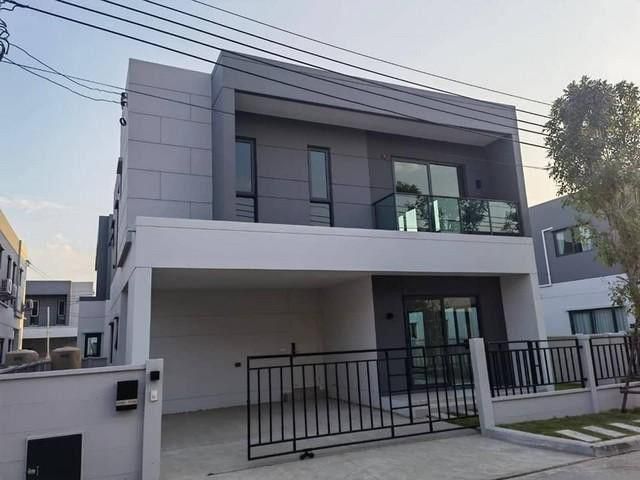 P047  ให้เช่า บ้านเดี่ยว 2 ชั้น 4 ห้องนอน เซนโทร บางนา Centro Bangna บางนา พร้อมอยู่ ใกล้เมกาบางนา สนามกอล์ฟเมืองแก้ว