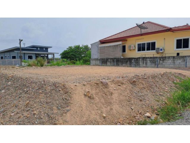 ขายที่ดินเนินพระ เมืองระยองเนื้อที่ 60 ตรว.ถมแล้วบ้านทับมาหนองน้ำเย็น ใกล้ถ.สุขุมวิท3โลตัสมาบตาพุด-6กม. จ.ระยอง