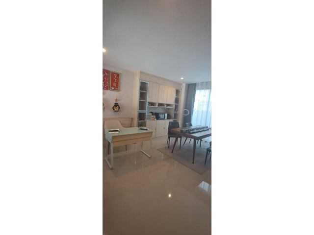 ให้เช่า ทาวน์โฮม N 1111 Nirvana Define Srinakarin-Rama9 190 ตรม 20.9 ตรว