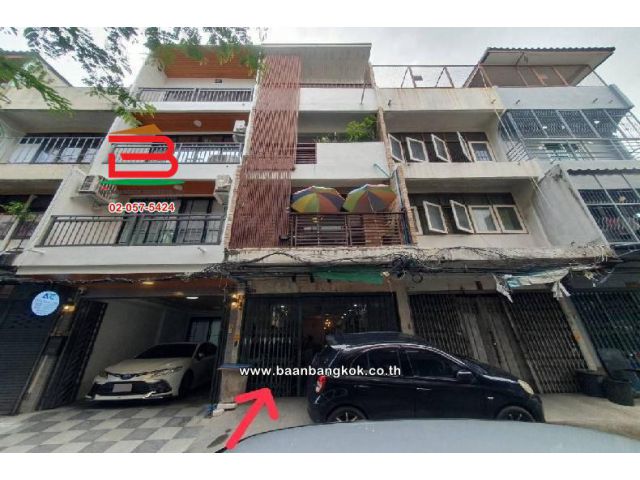 อาคารพาณิชย์ หมู่บ้าน ตะวันรุ่ง, ซอยลาดพร้าว 62 เนื้อที่ 14 ตารางวา ถนนลาดพร้าว แขวงวังทองหลาง เขตบางกะปิ กรุงเทพมหานคร