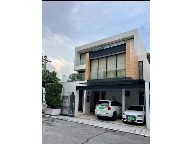 ขาย บ้านเดี่ยว 3 ชั้น โครงการ 15 GATES (ฟิฟทีน เกตส์) ลาดพร้าว โยธินพัฒนา 11 ใกล้ CHIC Republic โซนเลียบด่วน 409 ตรม. พร