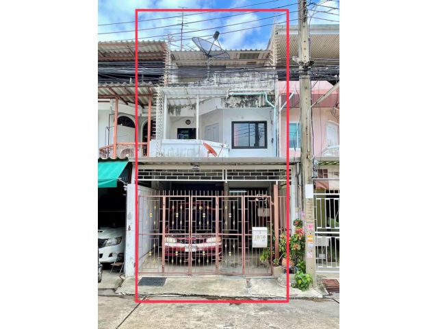 ขายด่วนมาก ทาวน์เฮ้าส์ 3 ชั้น ซ.อุดมสุข 40⠀⠀⠀⠀⠀⠀⠀