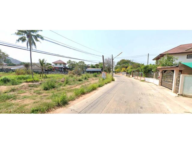 ขายที่ดิน 8 ไร่ ถนนสุขุมวิท ซอยเทศบาล8 ใกล้อ่างเก็บน้ำบางพระ ต.บางพระ อ.ศรีราชา จ.ชลบุรี