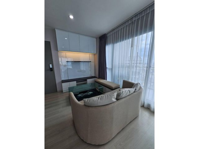 Life Ratchadapisek for rent 2 bedrooms 2 bathrooms 66 sqm rental 30,000 baht/month