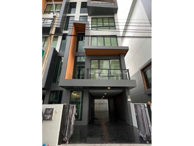 ให้เช่าออฟฟิศโครงการหรูสไตล์ Modern Luxury 5 ชั้น JW Park RAMA 9 – Krungthepkritha โครงการใหม่บนทำเลกรุงเทพกรีฑา