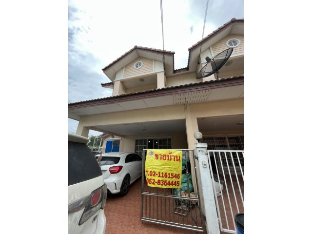 ขายทาวน์เฮ้าส์ กทม ดอนเมือง 28.1วา 2.2ล T0966458046