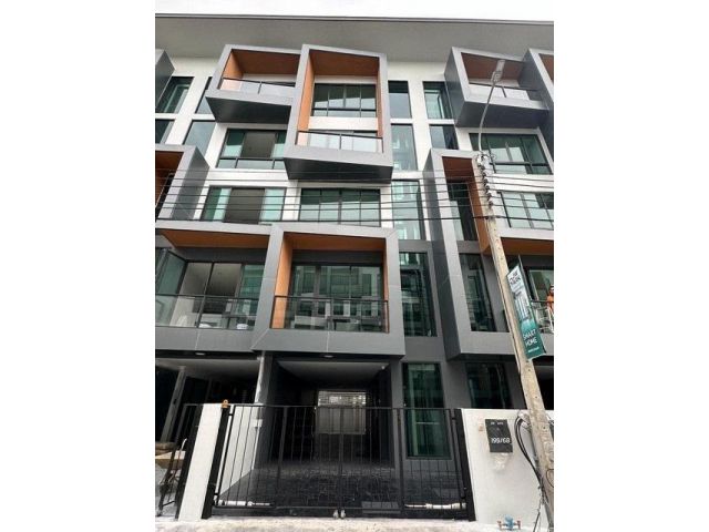 TO1778 ให้เช่า โฮมออฟฟิศ 5 ชั้น เจ ดับบลิว พาร์ค กรุงเทพกรีฑา ขนาด 320 ตร.ม. ลิฟต์แก้วส่วนตัว ติดถนนกรุงเทพกรีฑา