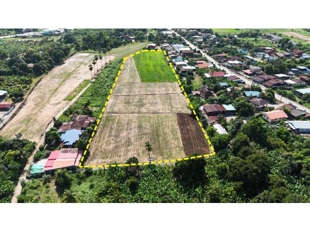 ขายที่ดินติดถนน1201 ตำบลเมืองสวรรคโลก อำเภอสวรรคโลก จังหวัด สุโขทัย 13 ไร่ 28 ตรว.