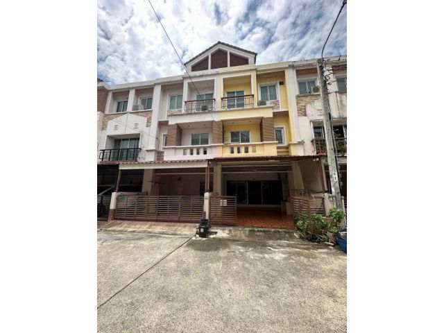 ให้เช่า ทาวน์โฮม เดอะเนเจอร์ ซิตี้ หนองแขม
The Nature City Nong Khaem for rent