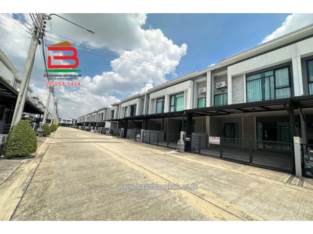 ขาย/เช่า ทาวน์โฮม หมู่บ้าน พลีโน่ พหลโยธิน-วัชรพล 2 เนื้อที่ 22.7 ตารางวา ซอยพหลโยธิน 54/1, ใกล้รพ.ภูมิพล แขวงคลองถนน เขตสายไหม กรุงเทพมหานคร