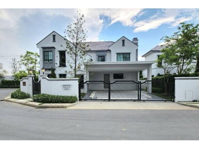 ให้เช่าบ้านดี่ยวสุดหรู 2 ชั้น หลังมุม โครงการนันทวัน พระราม 9 - กรุงเทพกรีฑา Fully furnished ใกล้โรงเรียนนานาชาติ Brighton