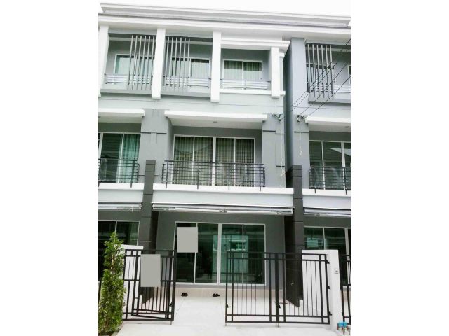 ให้เช่า ทาวน์โฮม 3 ชั้น บ้าน กลางเมือง ราม คํา แห่ง 39
