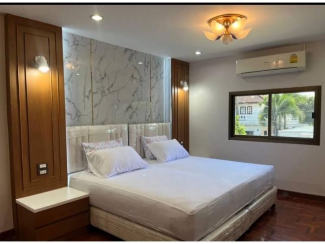 ให้เช่า บ้านเดี่ยว N 1213 หมู่บ้านเอกไพลิน 350 ตรม 100 ตรว