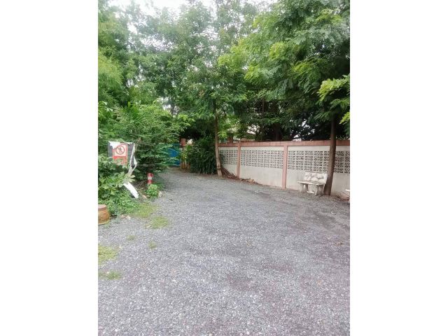 ขายที่ดิน พร้อมบ้านสวน ติดถนนเกษตร นวมินทร์