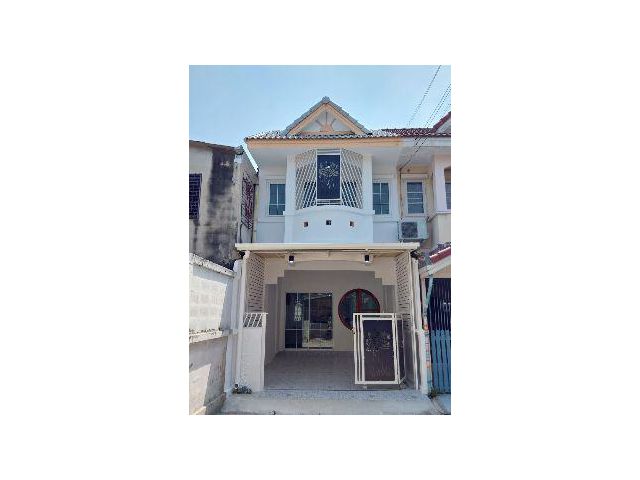 ขาย ทาวน์โฮม หมู่บ้านเมืองทรัพย์ธานี 85 ตรม. 16 ตร.วา บ้าน Renovate พร้อมยื่นBank