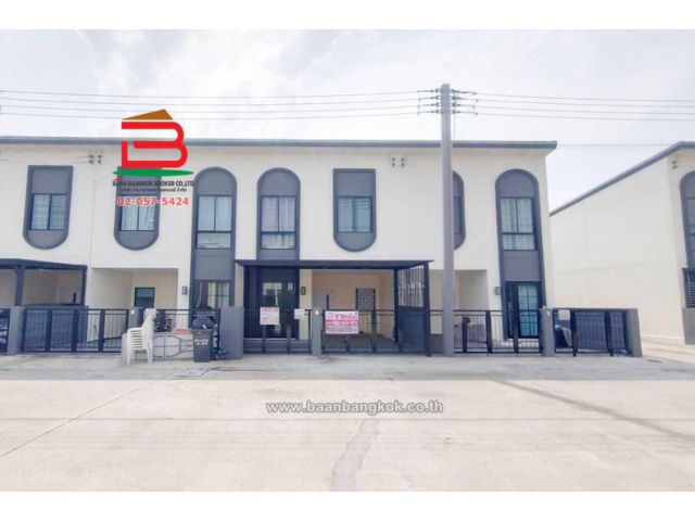 ทาวน์โฮม หมู่บ้าน M Life ลำลูกกา-คลอง 4 (เอ็มไลฟ์ ลำลูกกา-คลอง 4) เนื้อที่ 18.7 ตรว. อำเภอลำลูกกา จังหวัดปทุมธานี