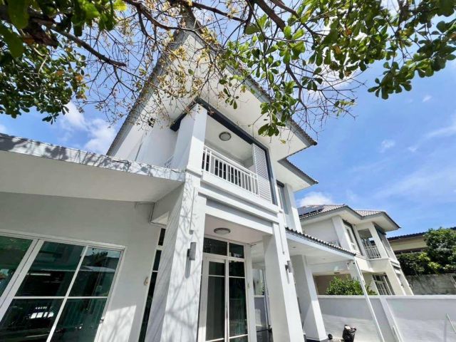 NTG741 ให้เช่า บ้านเดี่ยว เสนา วิลล์ รามอินทรา หลังมุม เฟอร์ครบพร้อมอยู่ มีห้องทำงานส่วนตัว