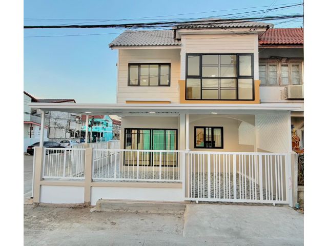 หมู่บ้านแลนด์วิลล่า