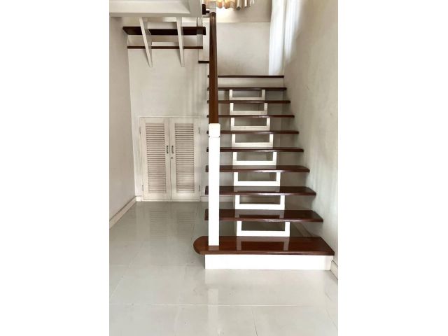 ขายบ้านเดี่ยว 2 ชั้น 3 ห้องนอน 3 ห้องน้ำ อยู่ในหมู่บ้าน นันทวัน สาทร – ราชพฤกษ์ พื้นที่กว้าง มีคลับเฮาส์ ราคาเริศ