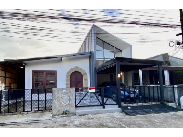 ขายด่วน!! บ้านเดี่ยว *รีโนเวทใหม่สไตล์โมเดิร์น* ซ.ลาดพร้าว-วังหิน 37, 56 ตร.ว, 150 ตร.ม
