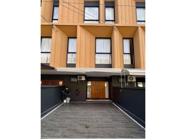 NTG871 ให้เช่า TownHomeสวย พลูม วัชรพล เอกมัย พร้อม