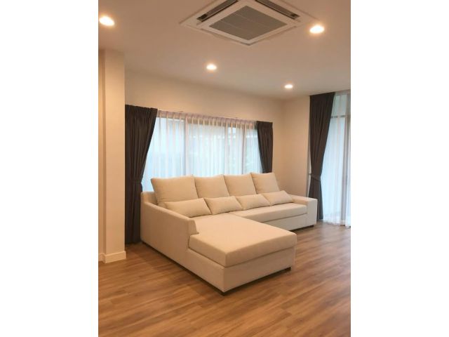 NTG872ให้เช่า บ้านเดี่ยว เศรษฐสิริ กรุงเทพกรีฑา พร้อมเฟอร์นิเจอร์ เครื่องใช้ไฟฟ้า ครบ ใกล้ โรงเรียนนานาชาติBrighton