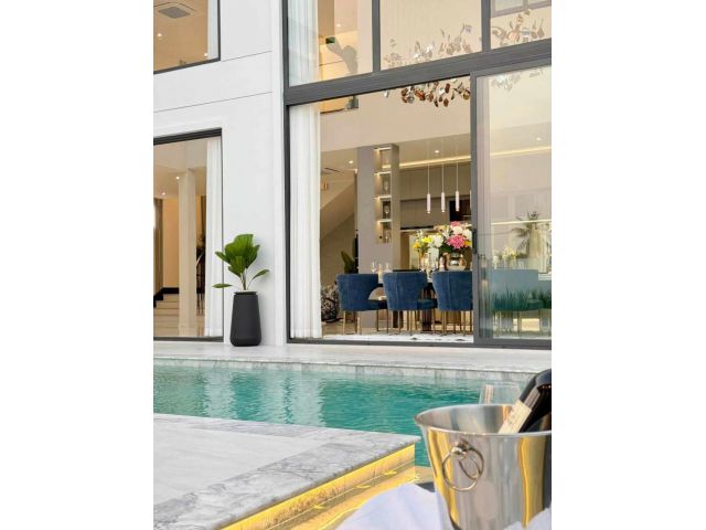 H515 ขาย พลูวิลล่าสุดหรู Luxury Modern Pool Villa พัทยา 5 ห้องนอน