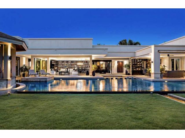 H522 ขาย บ้านเดี่ยว Pool Villa หรูหลังใหญ่ มาประชัน พร้อมเฟอร์นิเจอร์และเครื่องใช้ไฟฟ้า