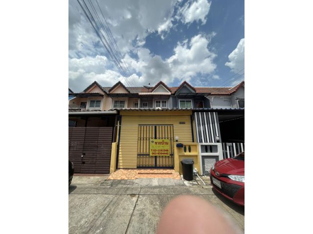 ขายทาวน์เฮาส์ คลองสามวา กทม 20วา 1.85ล T022880524