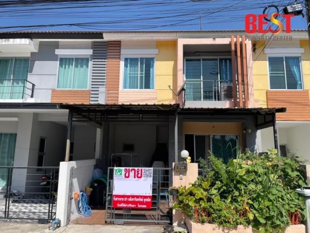 ขายถูกที่สุด ทาวน์โฮม วิสต้า อเวนิว วัชรพล ต้นโครงการ