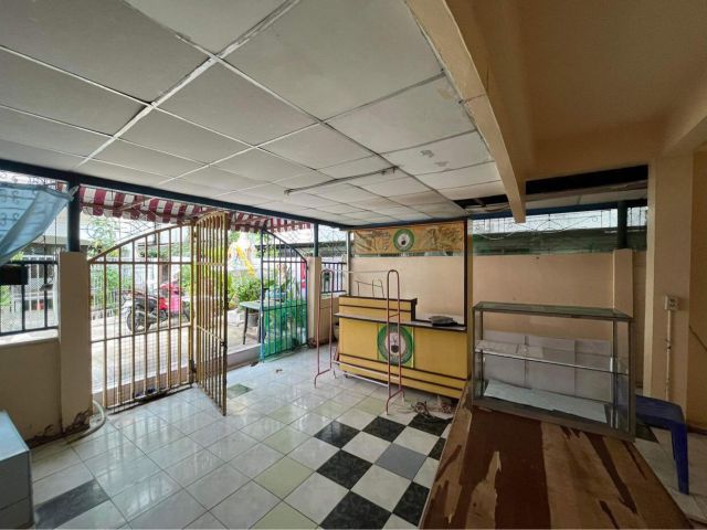 ขายทาวน์เฮ้าส์ บางใหญ่ นนทบุรี 20.5วา 1.3ล T022880524