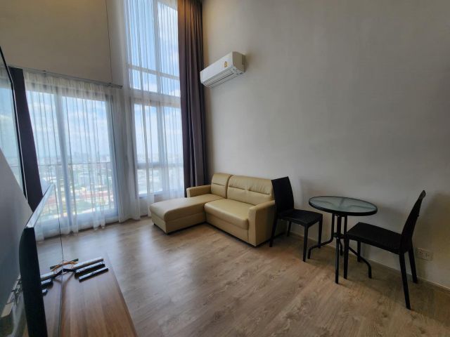 The Tree Paatanakarn-Ekkamai for rent duplex 1 bedroom 1 bathroom 37 sqm rental 23,000 baht/month