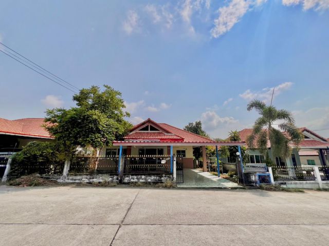 ขาย/ให้เช่า บ้านเดี่ยวชั้นเดียว ม.รามนุช 14 บ้านฉาง ระยอง เนื้อที่ 73.5 ตร.ว. พท.ใช้สอย 200 ตร.ม. 2 นอน 2 น้ำ
