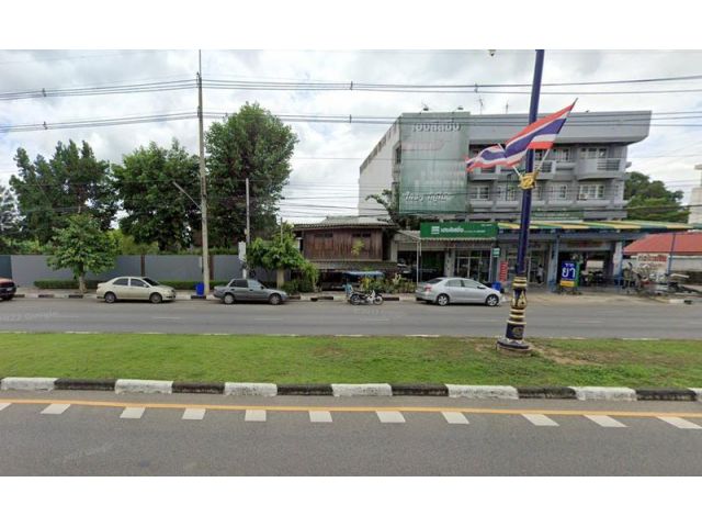 ขายที่ดินพร้อมสิ่งปลูกสร้าง 44 ตร.ว. ติดถนนใหญ่ 6 เลน ถนนแสงชูโต กาญจนบุรี