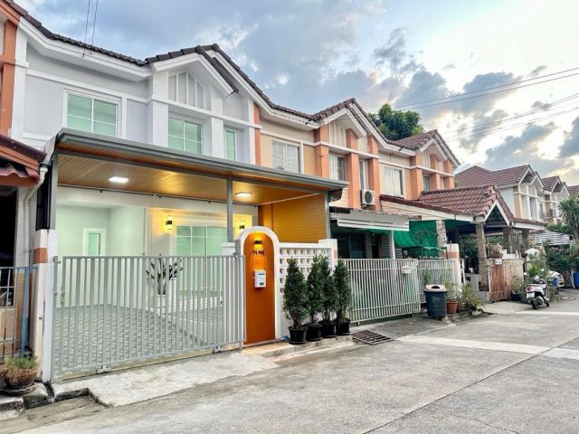 หมู่บ้านพฤกษา49