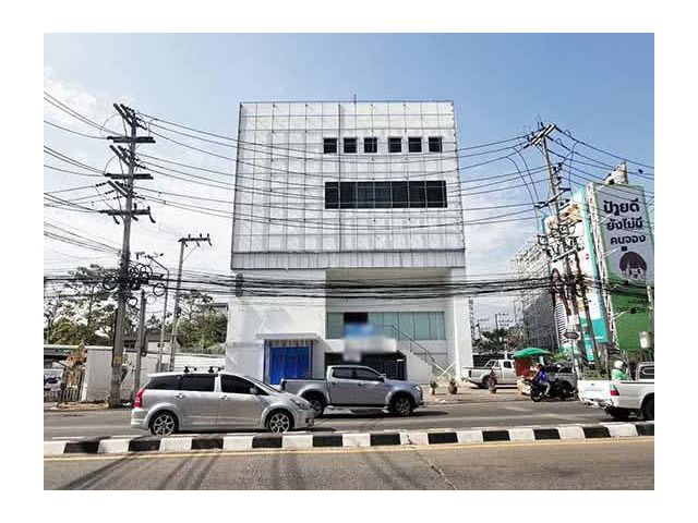 ขายอาคารพาณิชย์ติดถนนหลักใกล้สี่แยกข่วงสิงห์พร้อมโอน