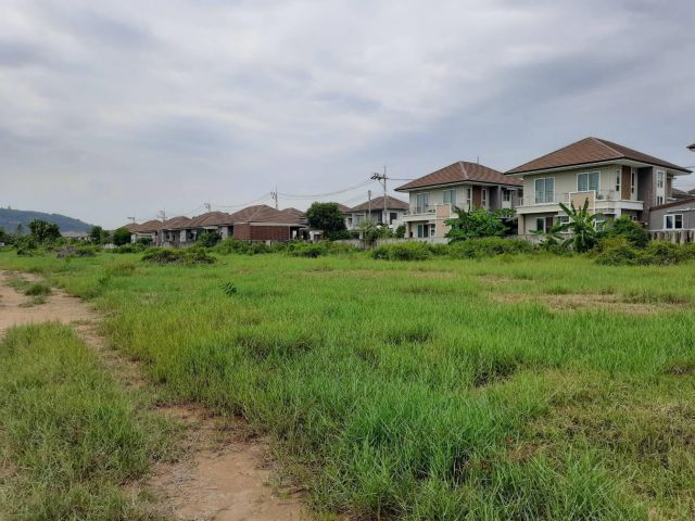 ที่ดินท่าสะอ้าน สามสิบเมตร-นวมินทร์ หลังสนาม RO 4.5 ไร่