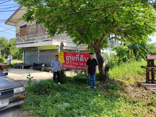 ขายที่ดินพร้อมสิ่งปลูกสร้าง ทำเลดี!!   ทำเลทอง! สร้างบ้านหรือหอพักได้  ใกล้โลตัสปทุมธานี | ศาลากลางปทุม หลังใหม่ | โรงพ