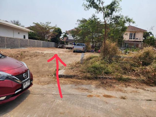 ขายที่ดินพร้อมปลูกสร้างที่พักอาศัยในหมู้บ้านพฤกษาธานี