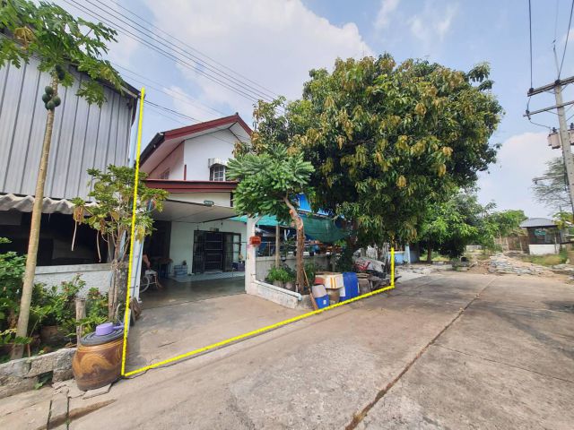 ขายบ้านแฝด หมู่บ้านเกษมทรัพย์ 36 ตรว คูคต รังสิต FAS2502094