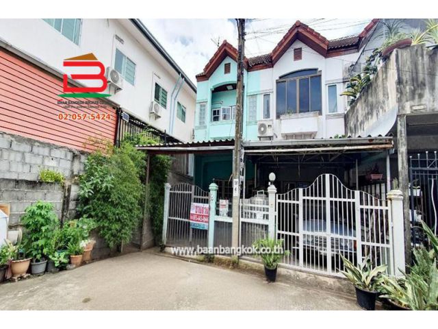 ทาวน์เฮาส์ หมู่บ้าน ศศิกานต์ 1 หลังริม เนื้อที่ 19 ตรว. ถนนวิภาวดี เขตดอนเมือง