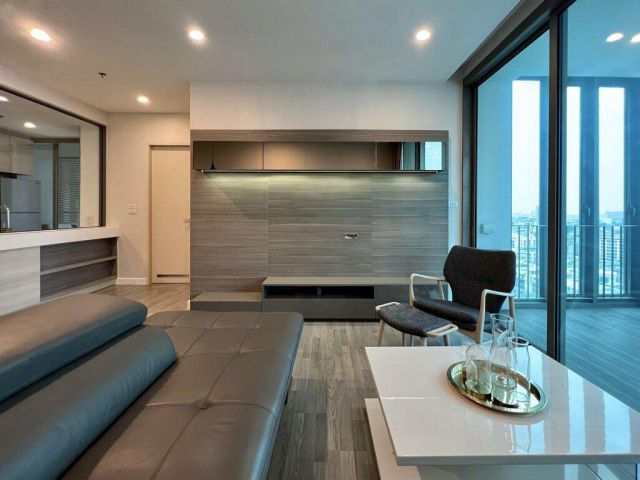 The Room Wonwienyai for rent 2 bedrooms 2 bathrooms 90.22 sqm rental 48,000 baht/month selling at 13.5 baht