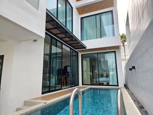 Sale Newly Built Private 3-Bedroom Modern Pool Villa in Rawai, Phuket